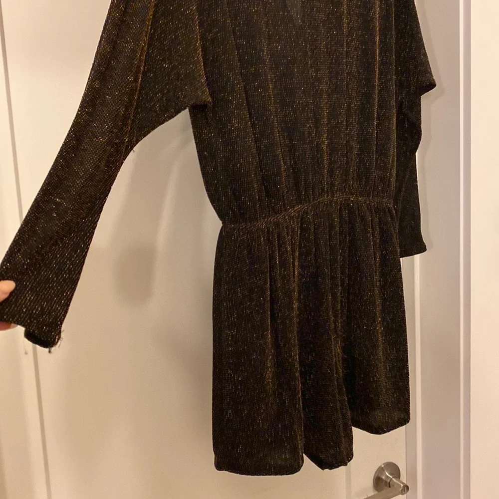 Sparkly Gold Black Romper - Picture 6 of 6